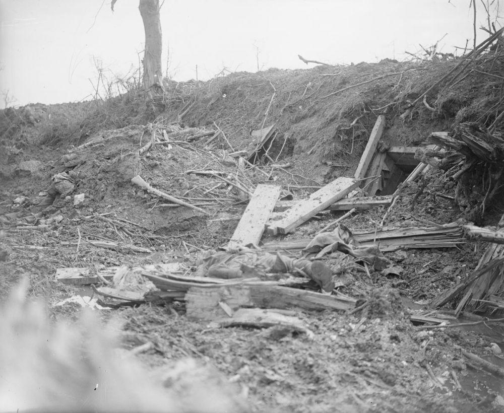 A dead German soldier in a trench at Flers. Battle of Flers-Courcelette. September 1916